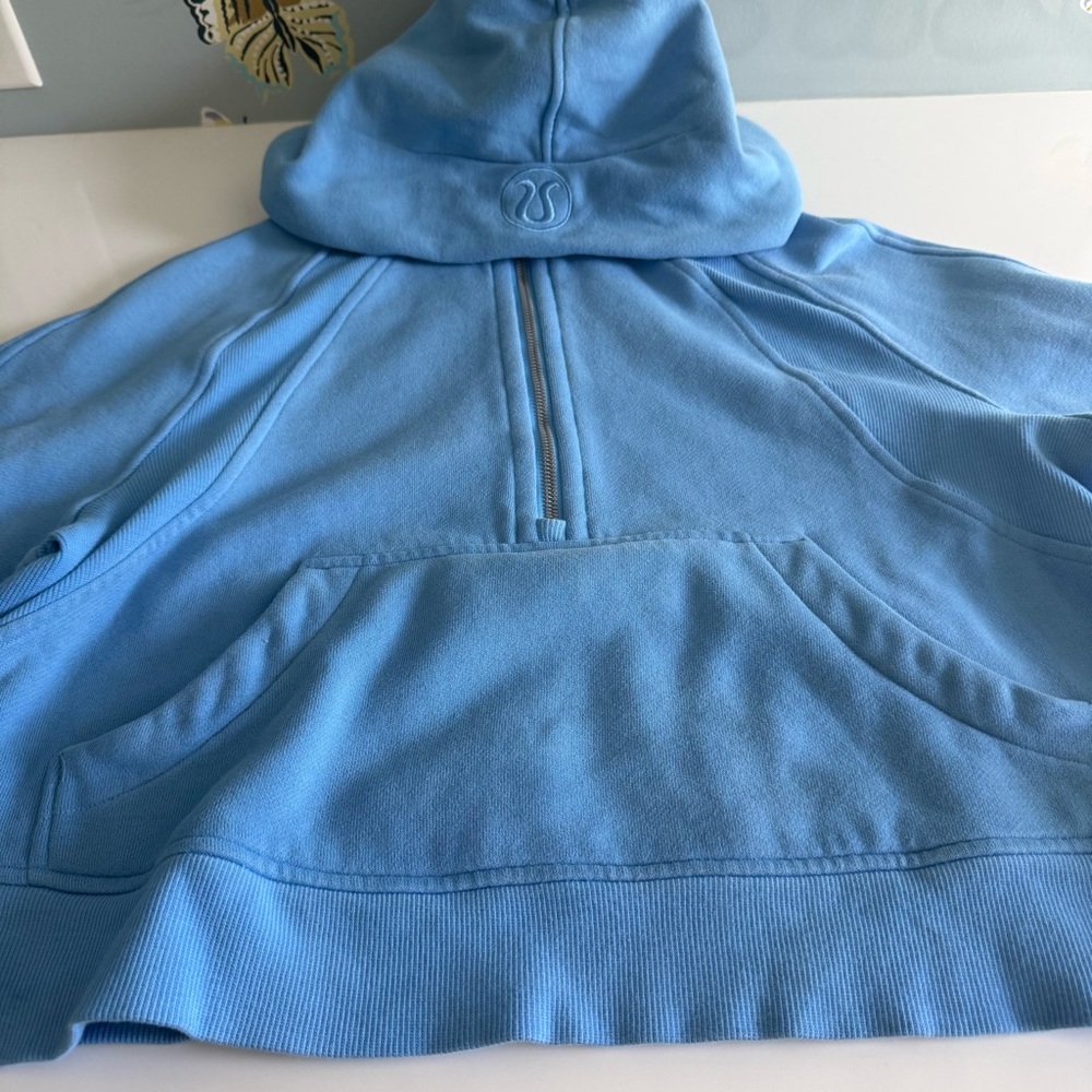 Lululemon Athletica Blue Women's Hoodie - Picture 6 of 7